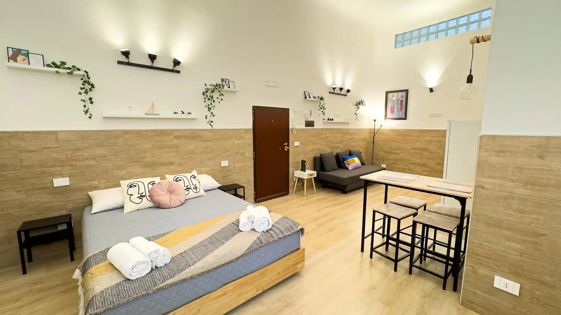 Appartamento Trip In Loft Bari 0*,  Italia