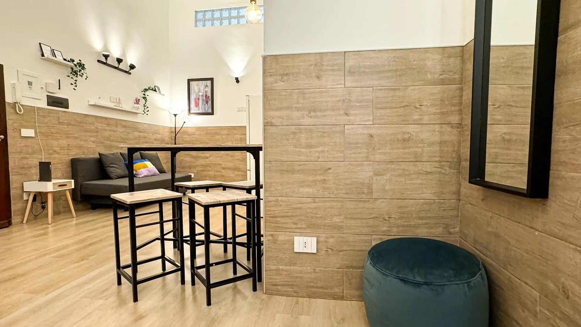 Trip In Loft Apartment Bari Italy